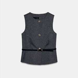 Chic Gray Sleeveless Top with Belt